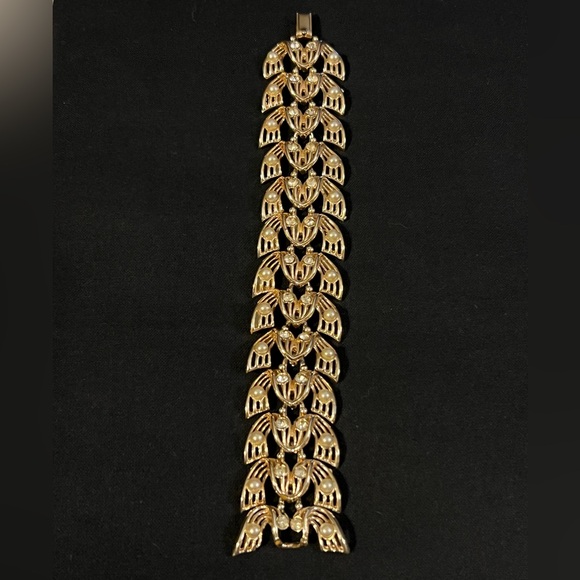 Vintage Coro Bracelet - Picture 5 of 12